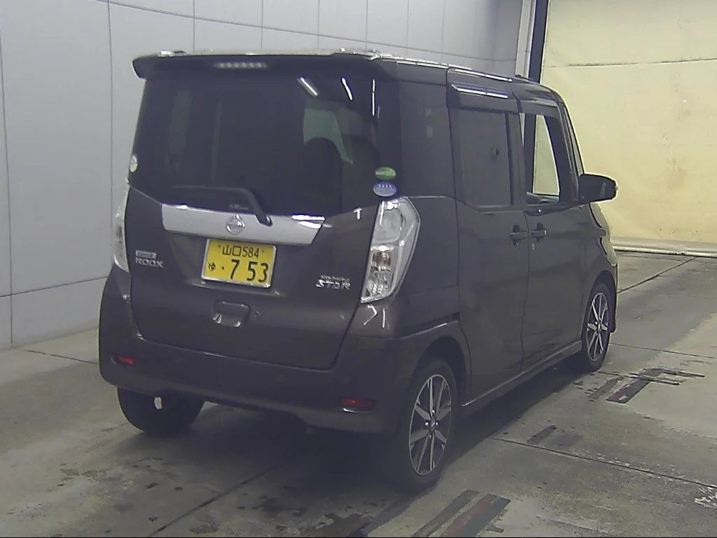 Nissan Dayz Roox B21A 2018